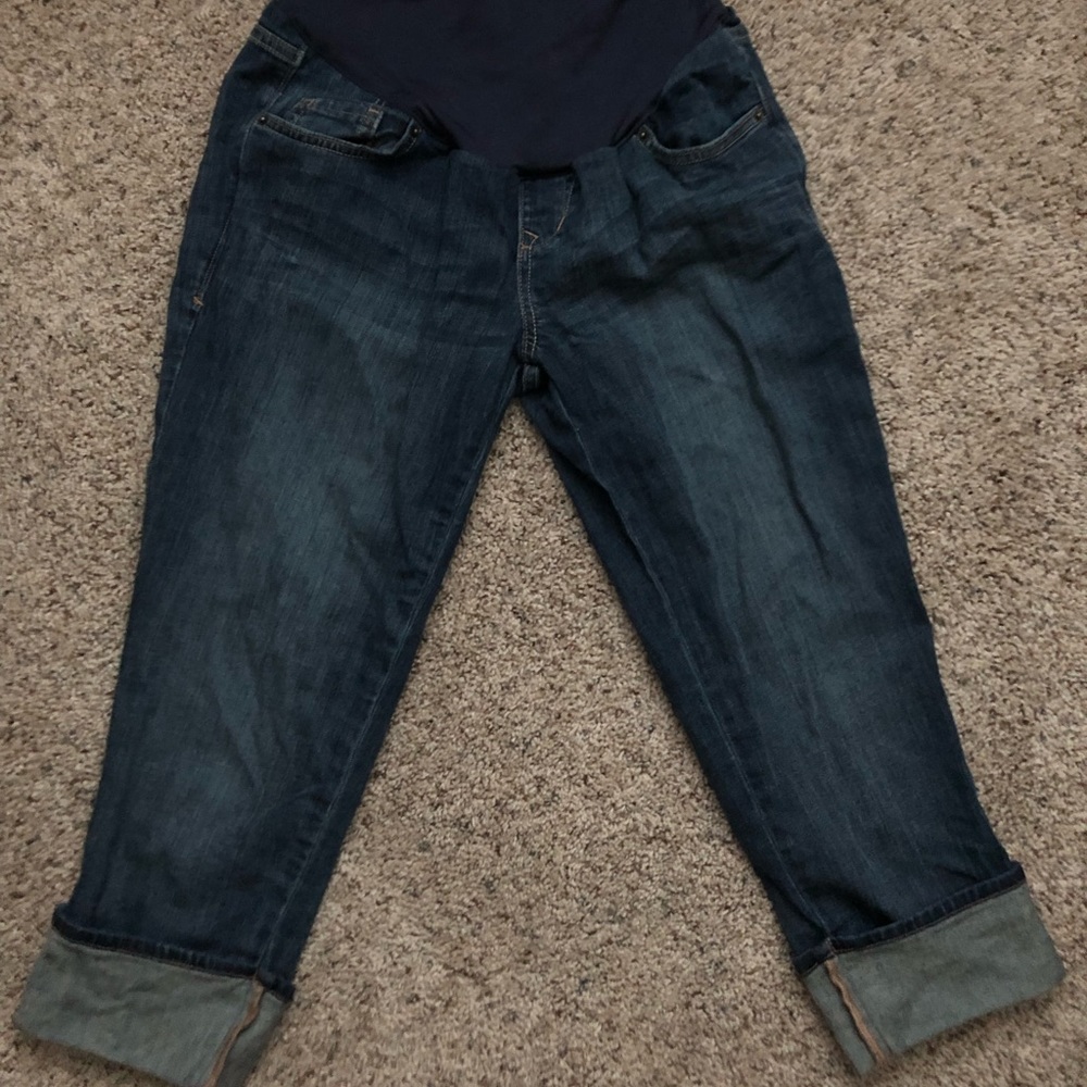 Maternity Cuffed Capris